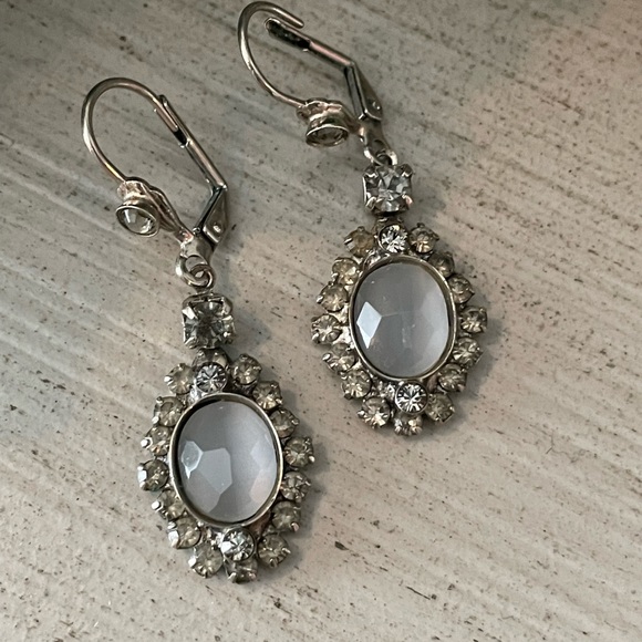Sorrelli Jewelry - Beautiful Retired Sorrelli Dangle Earrings